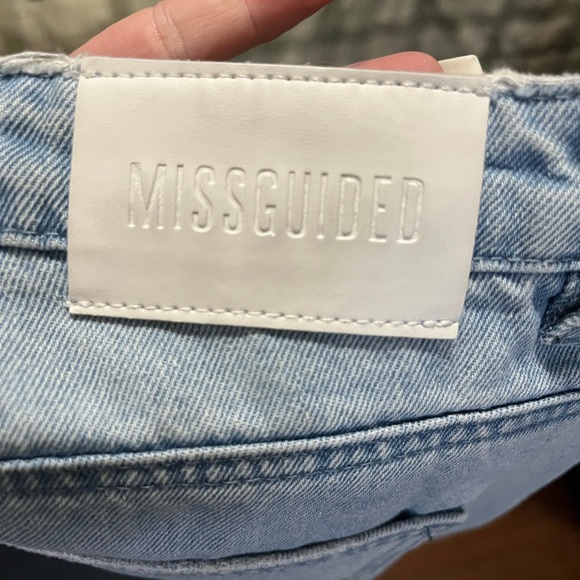 Misguided Mom Jeans Size 4 - Picture 6 of 6